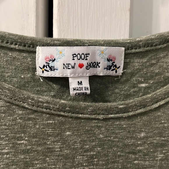 NWOT Ruffle trim tank top - Picture 2 of 2